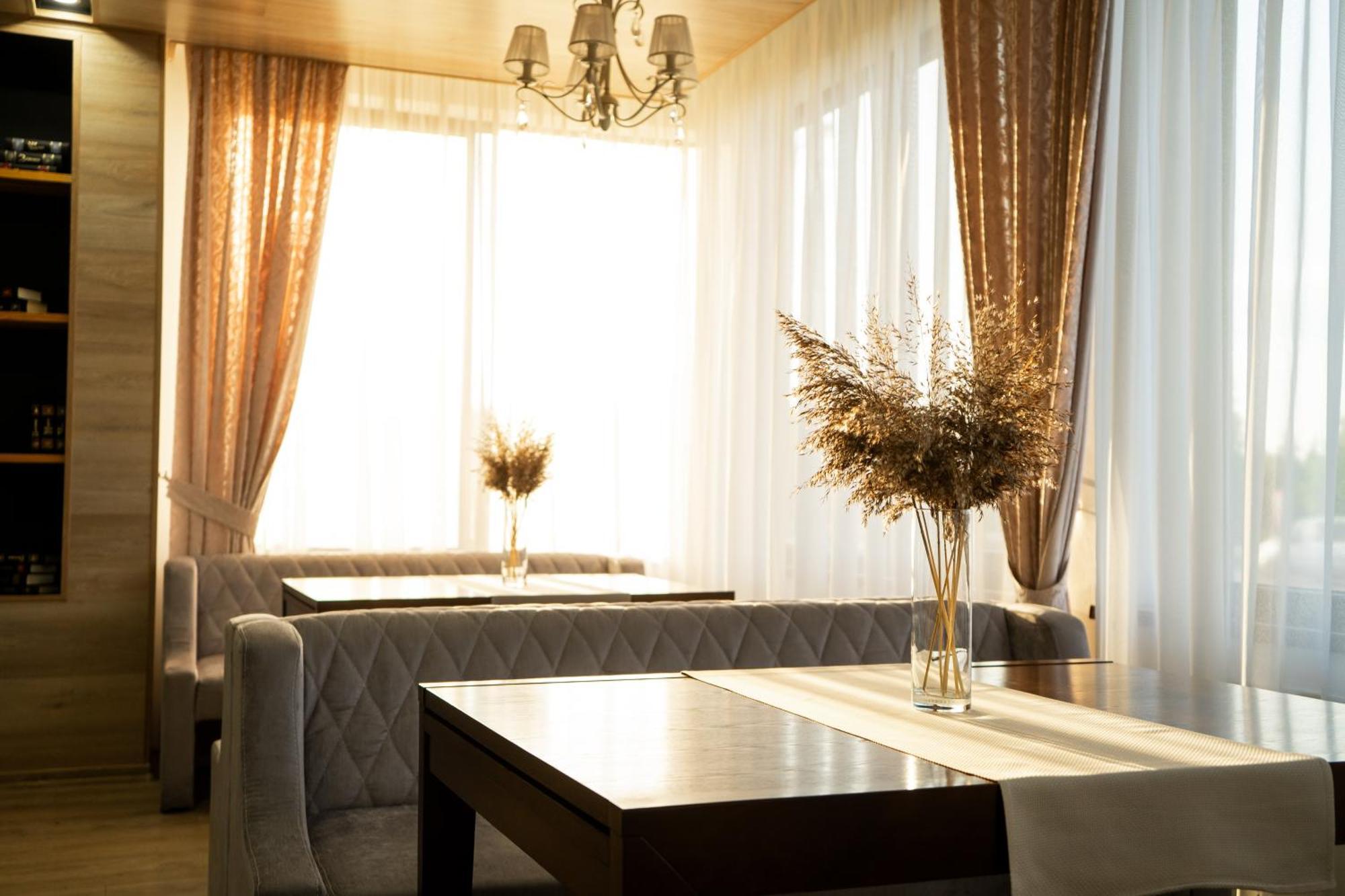 Royal Wood Hotel Rokytne  Kültér fotó